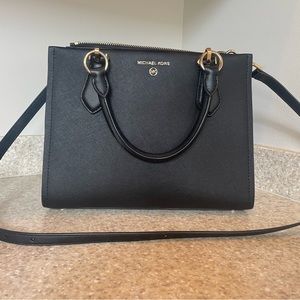 Michael Kors Marilyn Medium Satchel - black